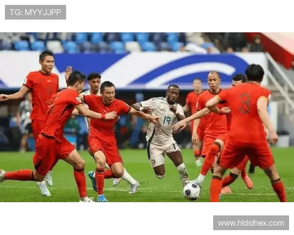 国足世预赛关键战临近新帅战术调整引发球迷热议媒体关注度持续升温